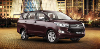 Toyota Innova Crysta - MotorUse